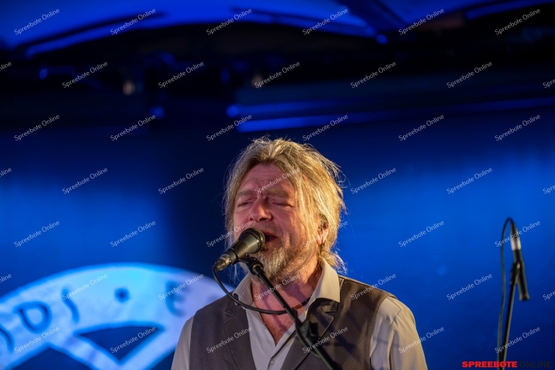 Spreebote-Kufa-Eric-Fish-Friends-003