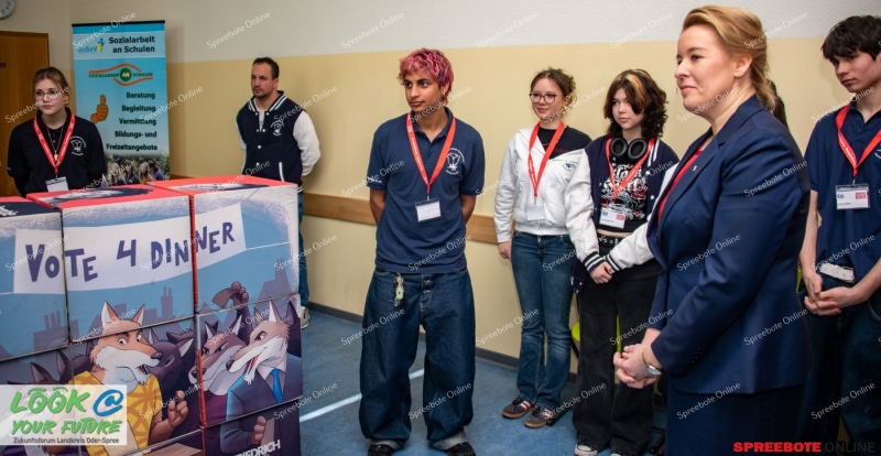 Spreebote-Gym-Geschwister-Scholl-Franziska-Giffey-016