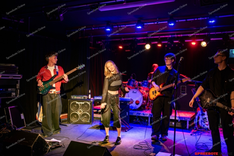 Spreebote-Parkclub-Bands-Abschl-Frauenwoche-014