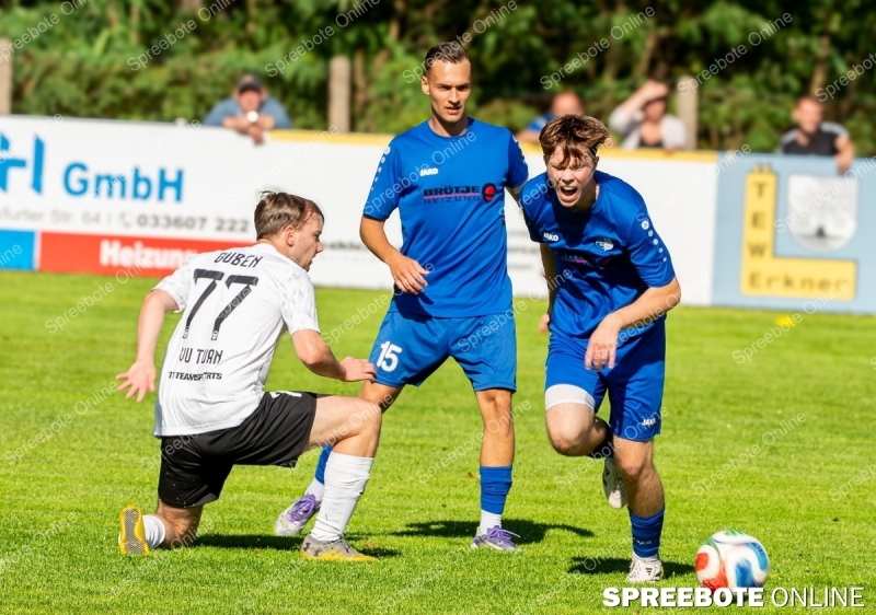 Spreebote-Elfmeterschiessen-entscheidet-Partie_gallery1_34