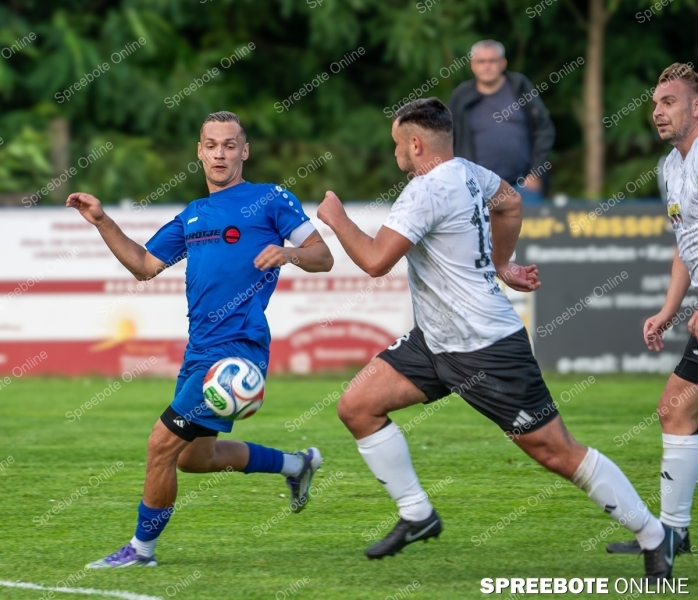 Spreebote-Elfmeterschiessen-entscheidet-Partie_gallery1_43