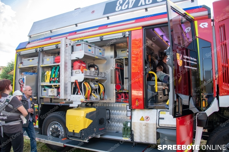 Spreebote-Rauens-Feuerwehr-rustet-auf_gallery1_02