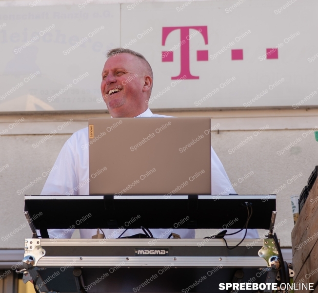 Spreebote-Furstenwalde-feiert-sein-Erntefest_gallery1_13