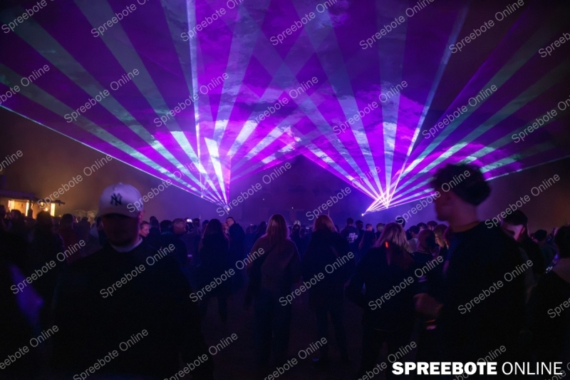 Spreebote-Laserspektakel-Beats_gallery1_08