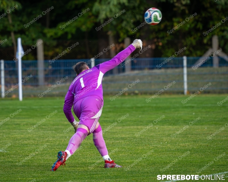 Spreebote-Briesen-lasst-Federn_gallery1_10
