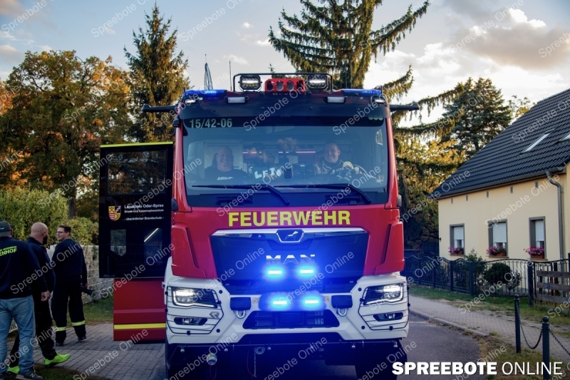Spreebote-Abschied-voller-Stolz_gallery1_05