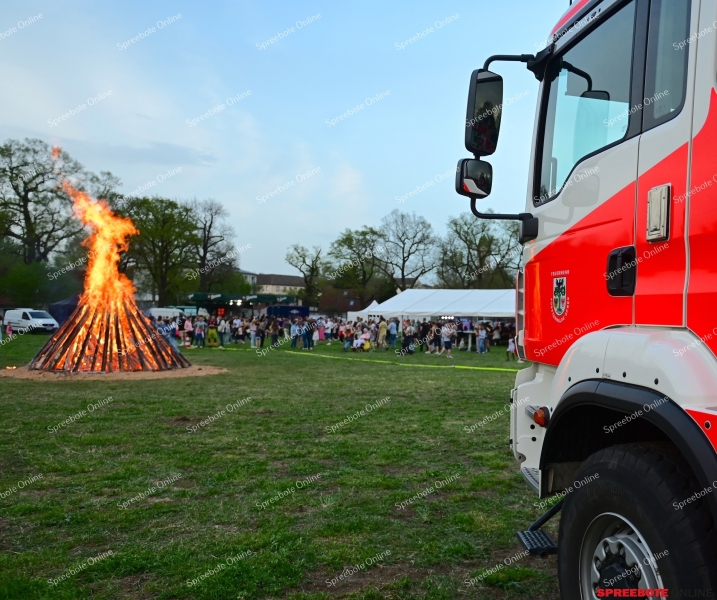 1.Fuwa-Lagerfeuer-Bullenwiese-Behnke-Feuerwehr-007