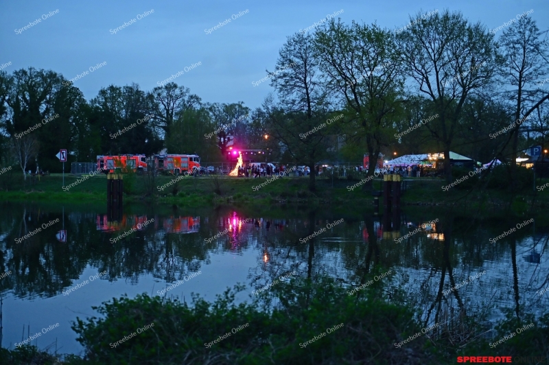 1.Fuwa-Lagerfeuer-Bullenwiese-Behnke-Feuerwehr-013