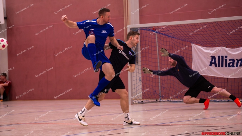 Spreebote-1.Fussball-Pneumat-Turnier-021