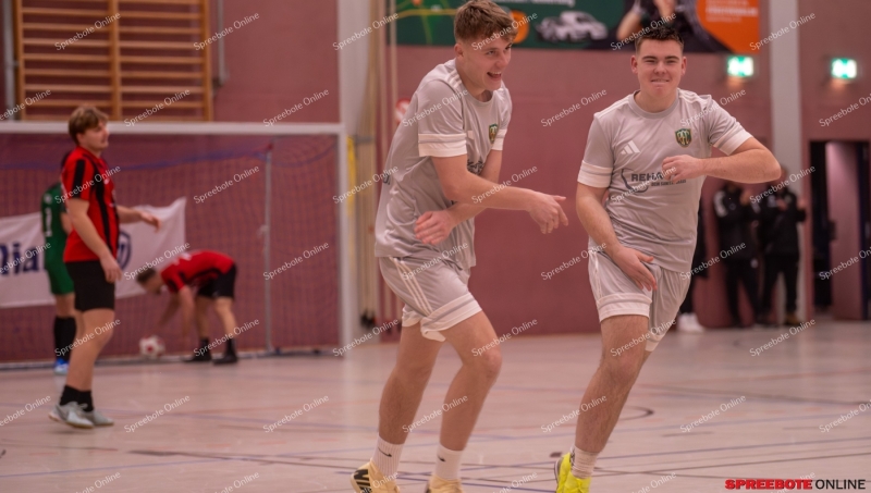 Spreebote-1.Fussball-Pneumat-Turnier-025