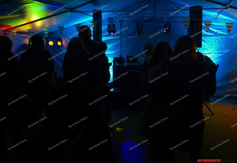 1.Oktoberfest-FFW-Rauen-003