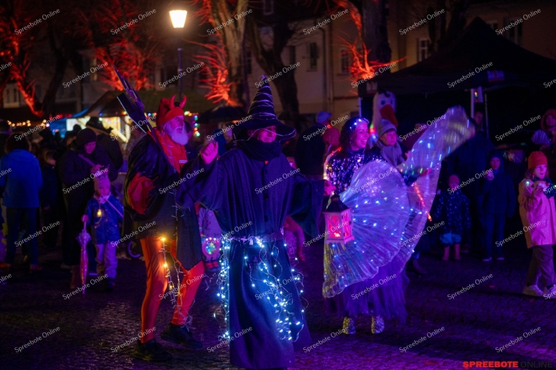 Spreebote-15.Storkow-Leuchtet-008