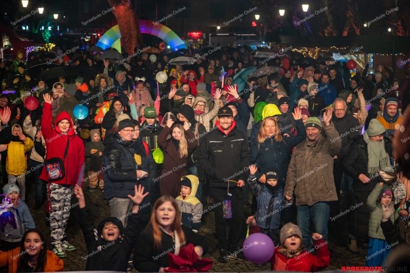 Spreebote-15.Storkow-Leuchtet-011