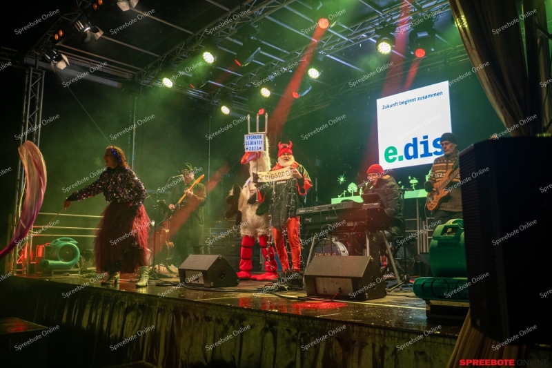 Spreebote-15.Storkow-Leuchtet-012