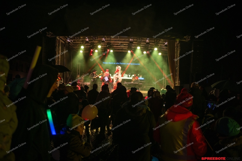 Spreebote-15.Storkow-Leuchtet-013