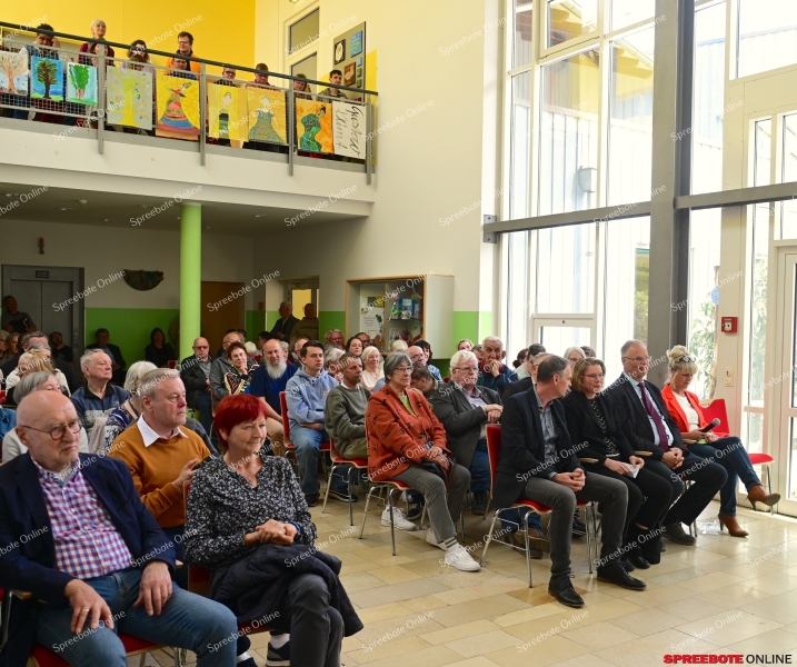 28.Ermutigung-Ausstell-Eroffnung-002