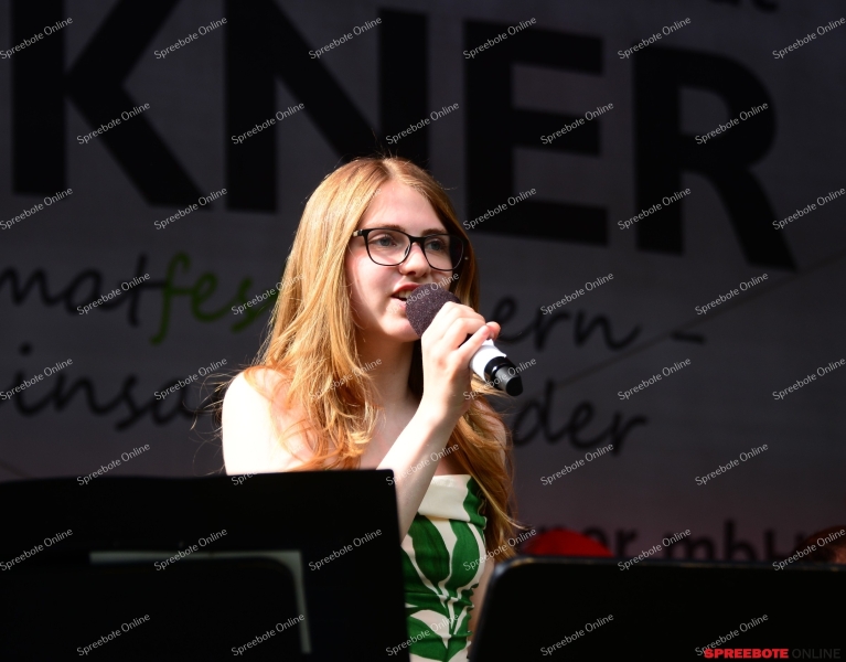 30.Heimatfest-Eroffnung-Torte-002