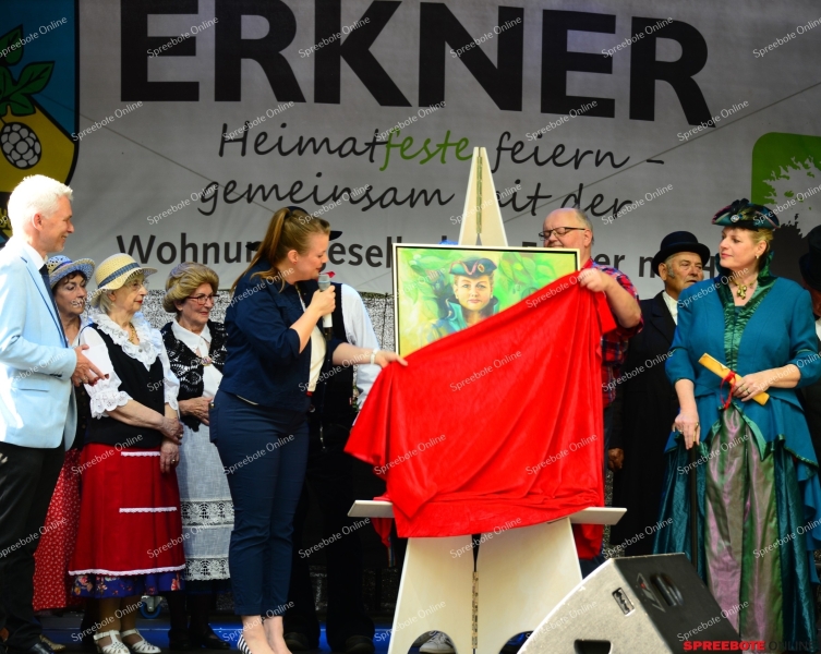 30.Heimatfest-Eroffnung-Torte-006