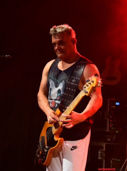 Alte-Schulscheune-Queen-001