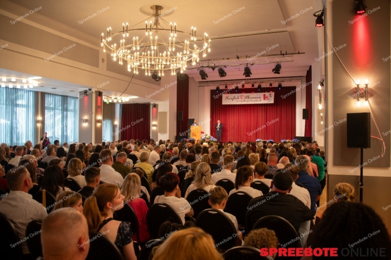 Spreebote-Aufbruch-in-die-Zukunft_gallery1_38-1