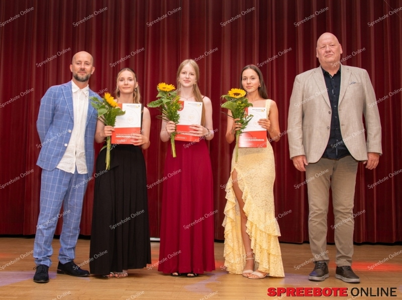 Spreebote-Aufbruch-in-die-Zukunft_gallery1_45-1