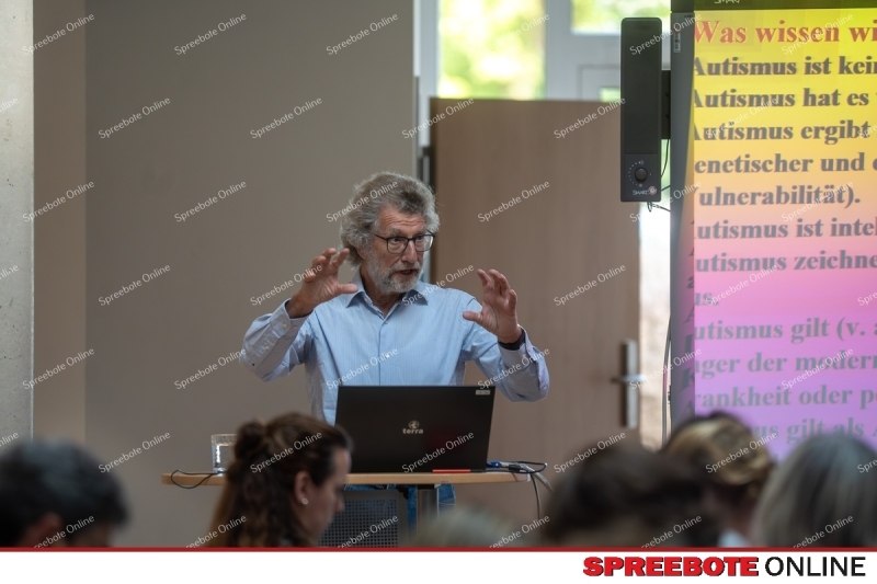 Spreebote-Autismus-im-Wandel-der-Perspektiven_gallery1_05