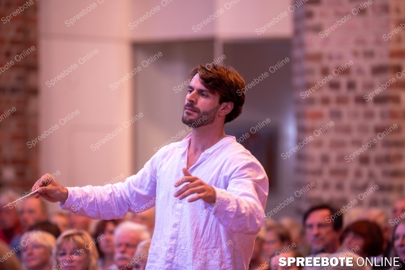 Spreebote-Benefizkonzert-mit-besonderer-Besetzung_gallery1_04