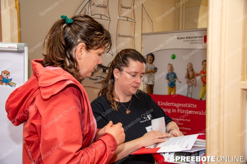 Spreebote-Bildungsweg-mit-vielen-Moglichkeiten_gallery1_01