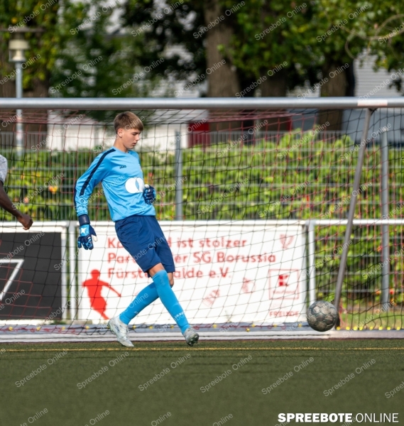 Spreebote-Borussia-erlebt-wieder-eine-Niederlage_gallery1_13