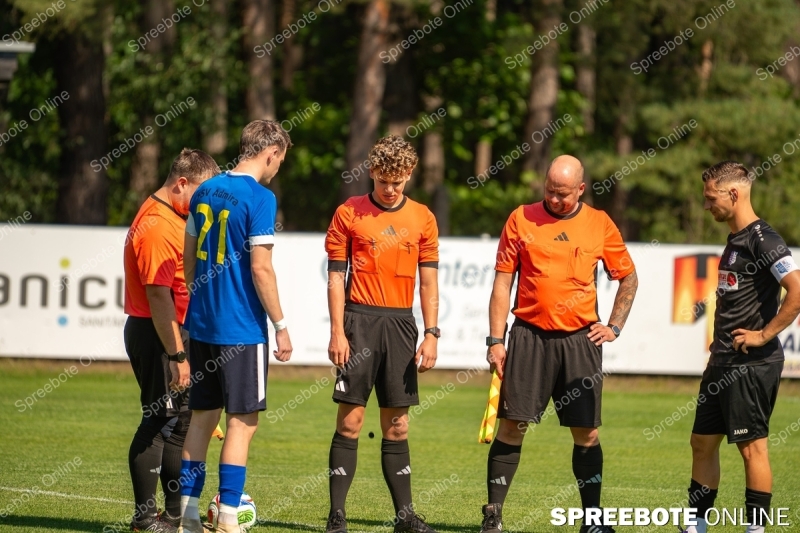 Spreebote-Briesen-behalt-die-Oberhand_gallery1_01