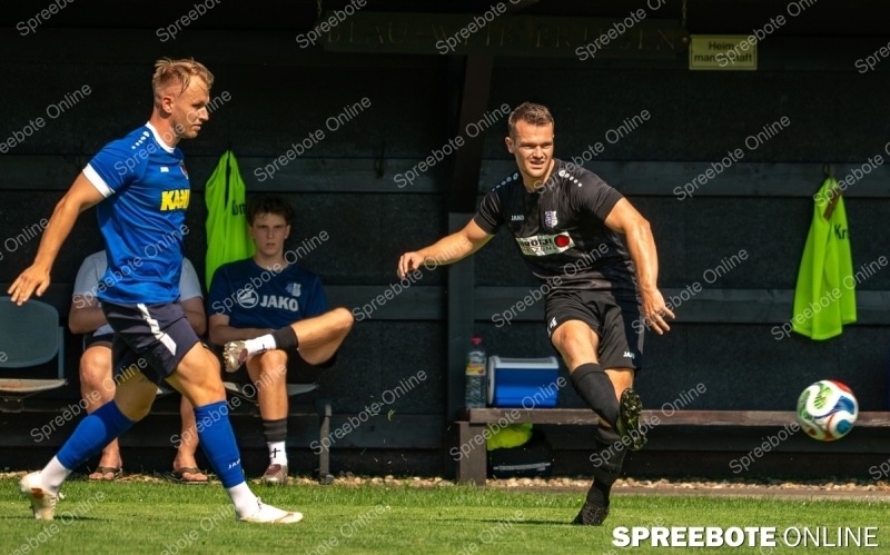 Spreebote-Briesen-behalt-die-Oberhand_gallery1_09