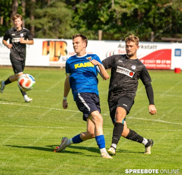 Spreebote-Briesen-behalt-die-Oberhand_gallery1_10