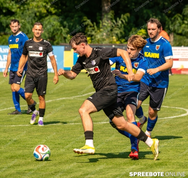 Spreebote-Briesen-behalt-die-Oberhand_gallery1_18