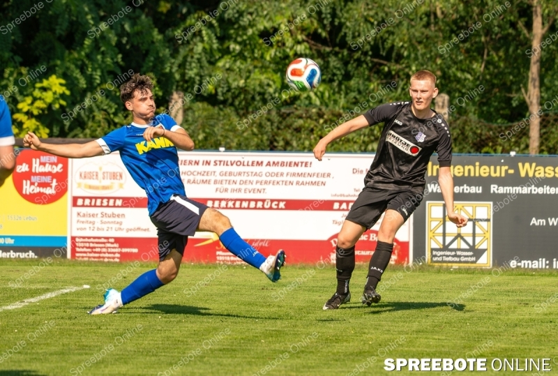 Spreebote-Briesen-behalt-die-Oberhand_gallery1_21