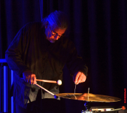 Der-Meister-der-Töne-Klänge-08