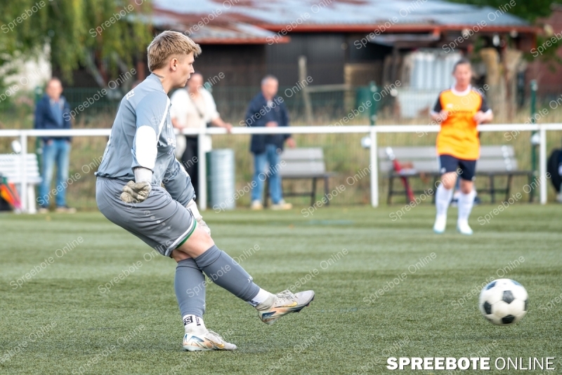Spreebote-Die-letzte-Ecke_gallery1_09