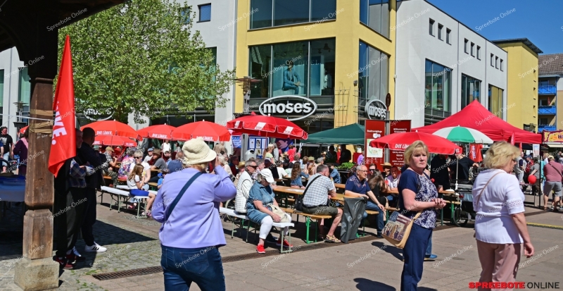 Die-Linken-1.Mai-Marktplatz-001