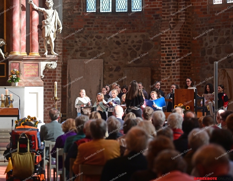 Spreebote-Dom-900-Jahre-Bistum-Lebus-012