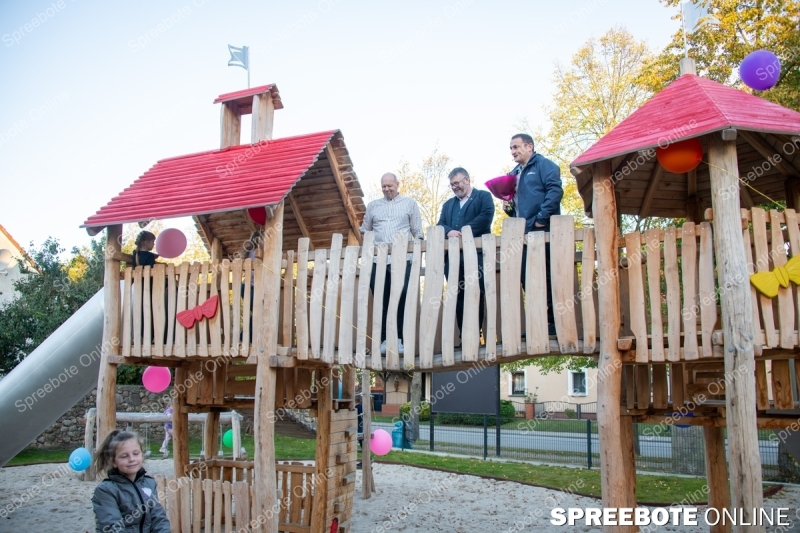 Spreebote-Ein-Dorf-packt-an_gallery1_03