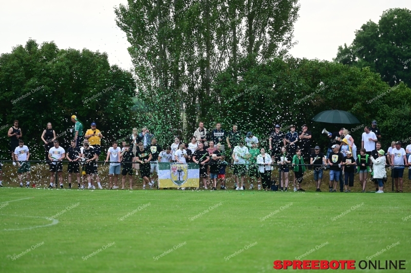 Spreebote-Endlich-am-Ziel_gallery1_01