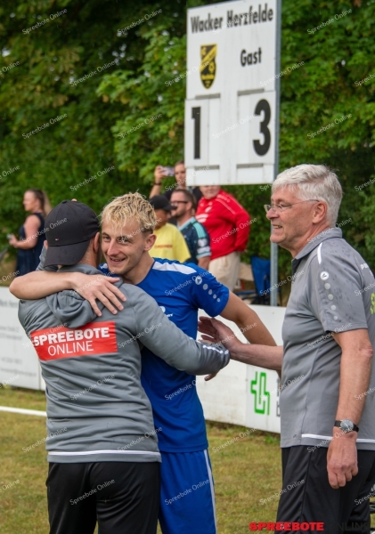 Spreebote-Endlich-am-Ziel_gallery2_01