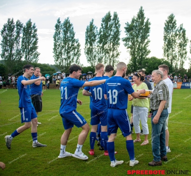 Spreebote-Endlich-am-Ziel_gallery2_02