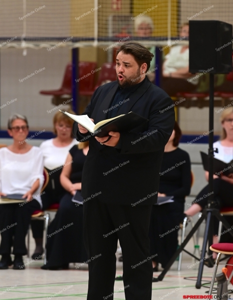 EWE-Halle-Carmina-Buarani-010