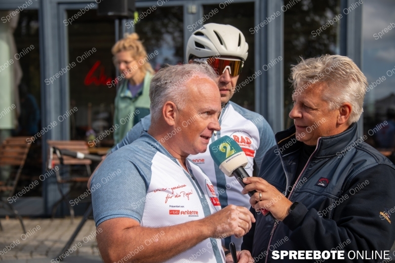 Spreebote-Fahrspass-fur-die-ganze-Familie_gallery1_07