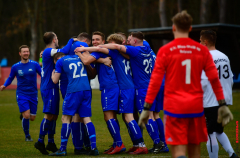 Favorit-siegt-im-Briesener-Waldstadion-18-scaled