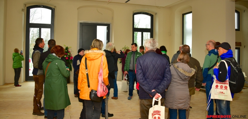 Feierliche-Ubergabe-Jagdschloss-007