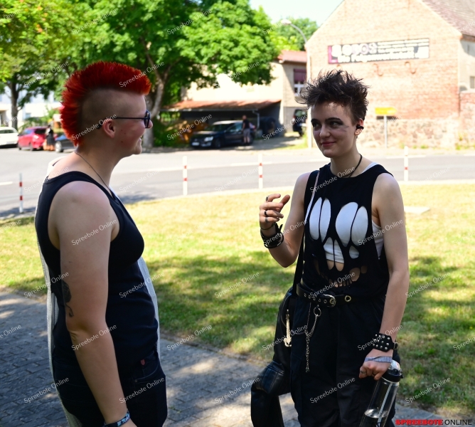 Fimdreh-Trebus-Pia-United-002