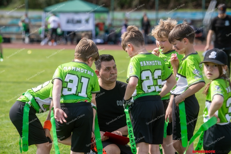 Spreebote-Flag-Football-boomt_gallery1_02