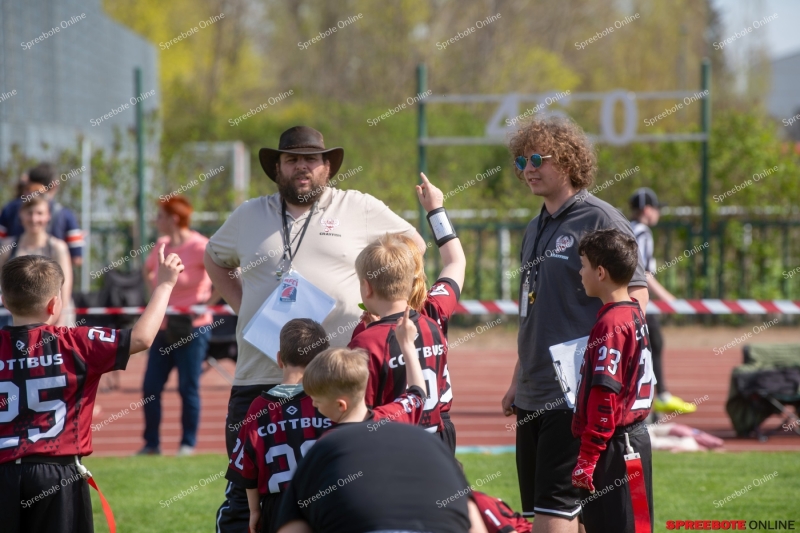 Spreebote-Flag-Football-boomt_gallery1_06