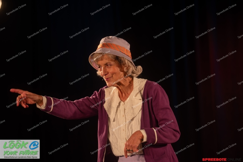 Spreebote-Frauentag-Kufa-Renate-Bergmann-002